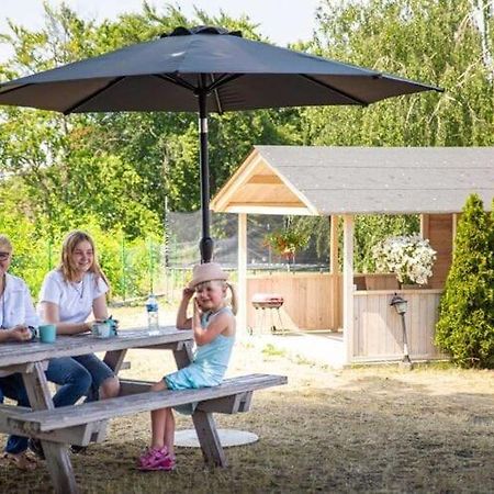 Comfortable Bungalow With A Covered Terrace, For 6 People, Miedzyzdroje Esterno foto