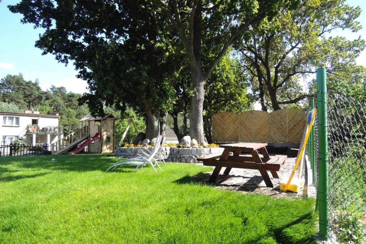 Comfortable Bungalow With A Covered Terrace, For 6 People, Miedzyzdroje Esterno foto