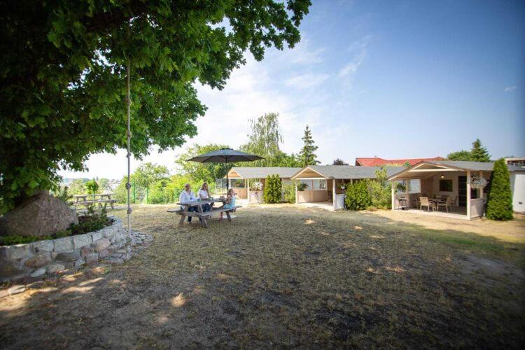 Comfortable Bungalow With A Covered Terrace, For 6 People, Miedzyzdroje Esterno foto